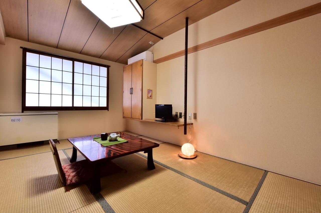 Takenoya Ryokan Ōmachi Esterno foto
