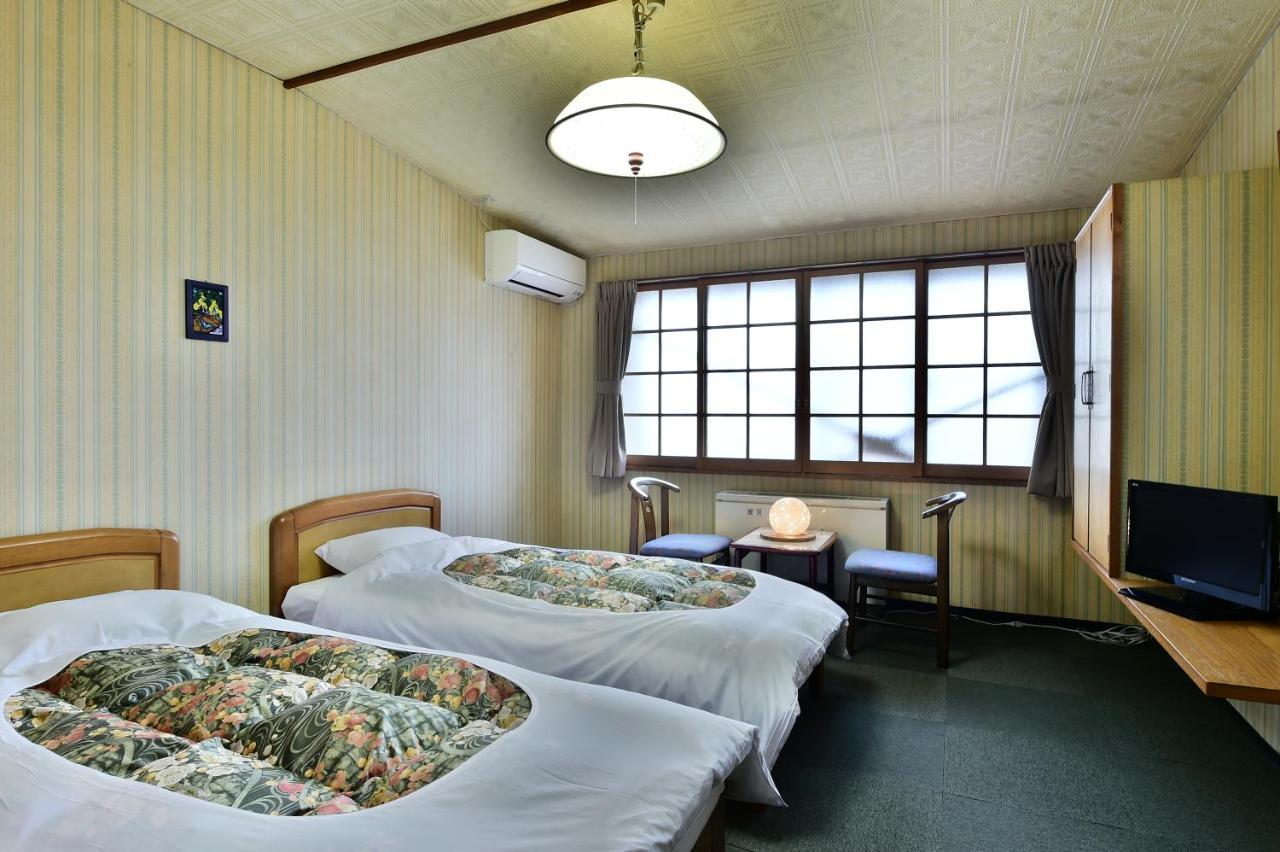 Takenoya Ryokan Ōmachi Esterno foto